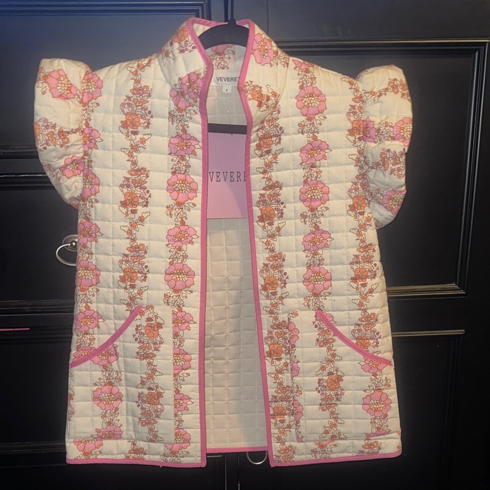 Vevere Quilted Floral Short Sleeve Jacket - Pink/White